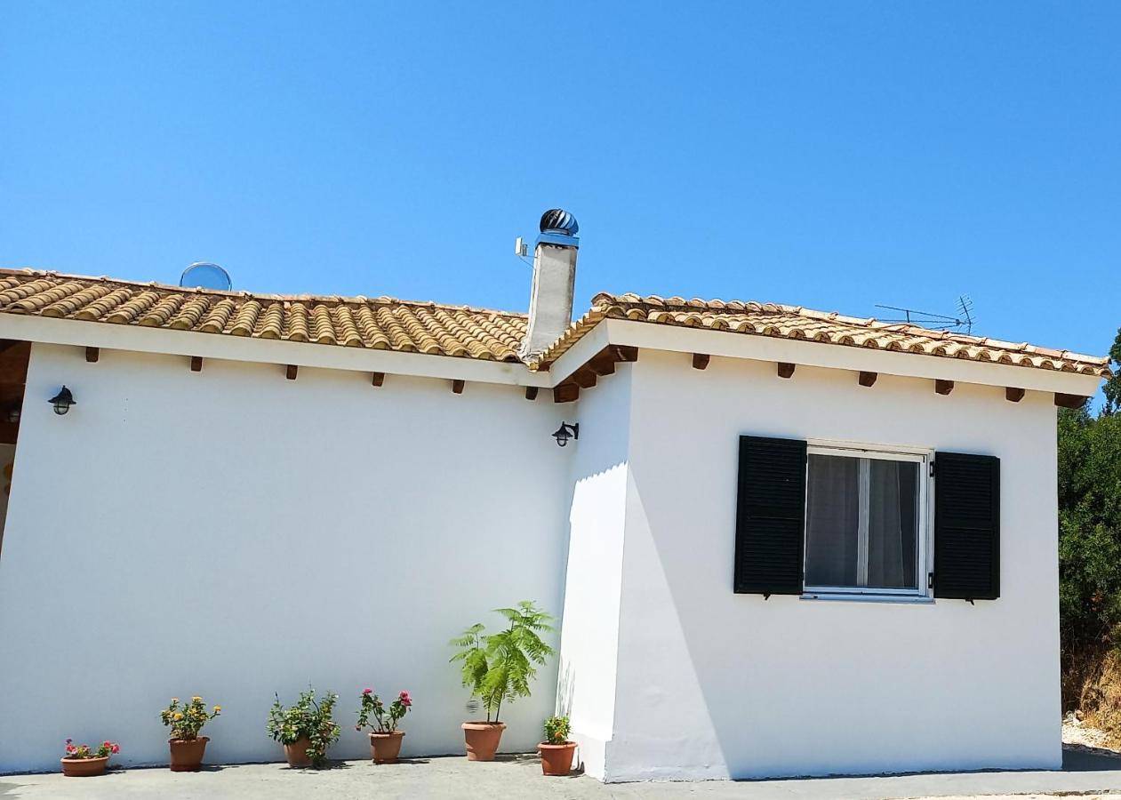 Lily Home_Lefkada ~ Private Country House Kondaraíni Exterior foto